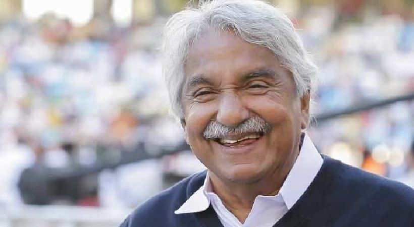  ഉമ്മൻചാണ്ടിയുടെ ആരോഗ്യനിലയിൽ നല്ല പുരോഗതി; ആശുപത്രി മാറ്റം ഉടനില്ല